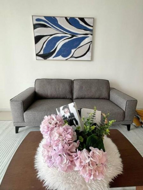 lily 3BR apt near lake garden with nexflix